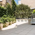 Helzear Montparnasse Hotell 4*