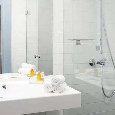 Helzear Montparnasse Hotel París