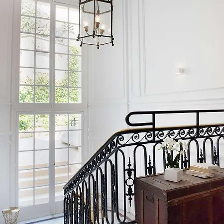 Suites&hôtel Helzear Montparnasse 4*