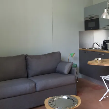 Helzear Montparnasse Hotel