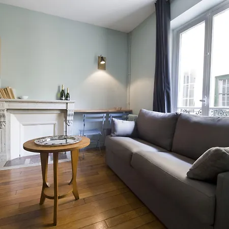 Helzear Montparnasse Hotel