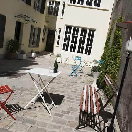 Helzear Montparnasse 4*