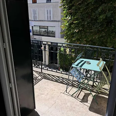 Hotel Helzear Montparnasse By Esteem Paris