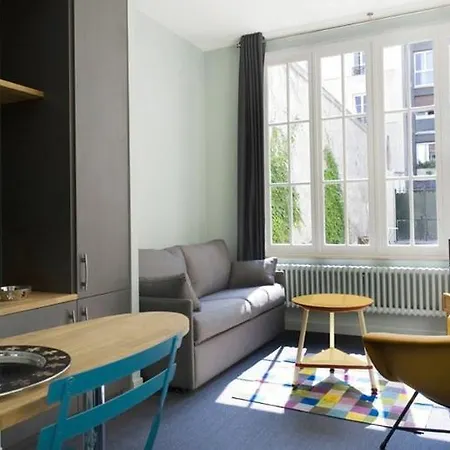 Hotel Helzear Montparnasse 4*