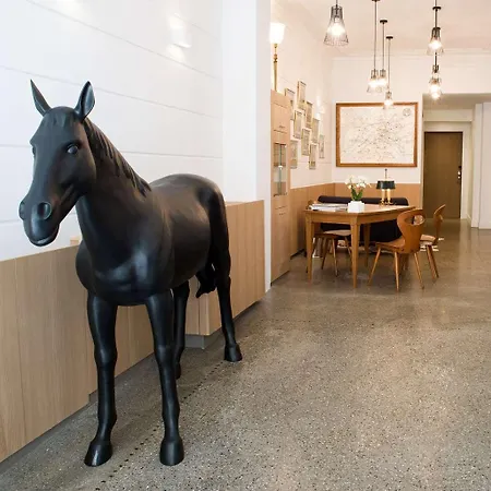 Suites&hôtel Helzear Montparnasse Hotel 4*