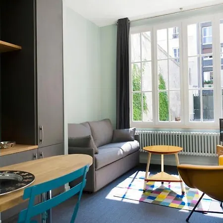 Suites&hôtel Helzear Montparnasse Hotel 4*